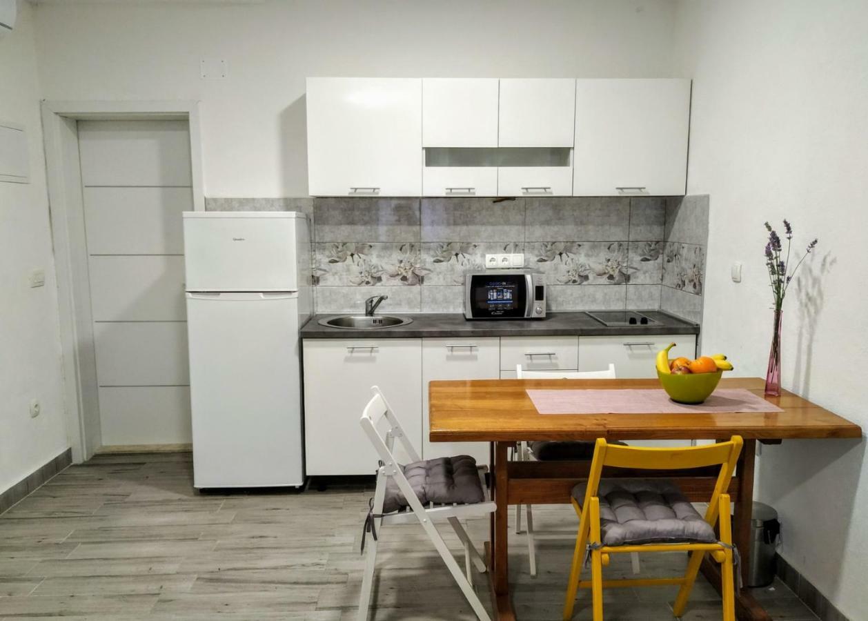 Studio Apartman Violeta II - 50M From The Beach Трогир Экстерьер фото